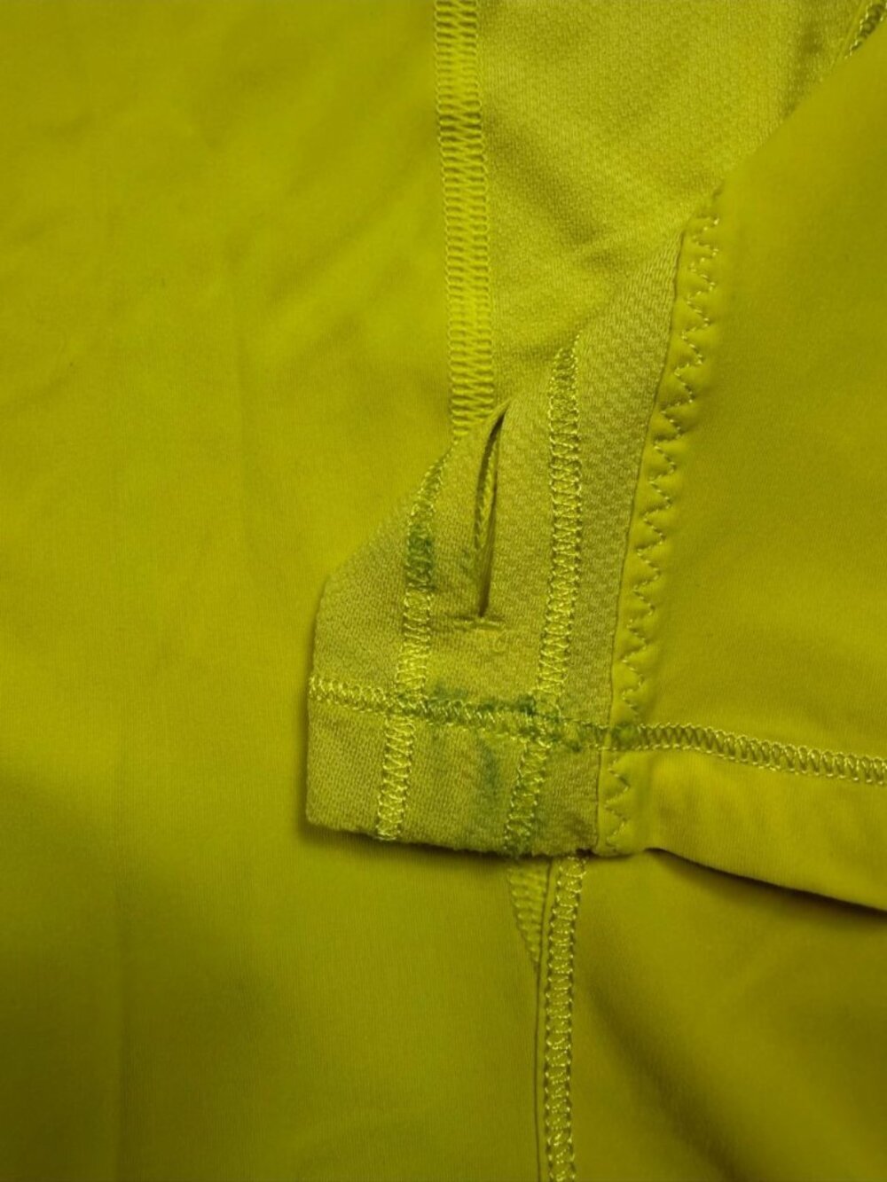 Lululemon Runbeam Long Sleeve Top 6 Split Pea Yellow Stretch Running Shirt - Picture 4 of 7